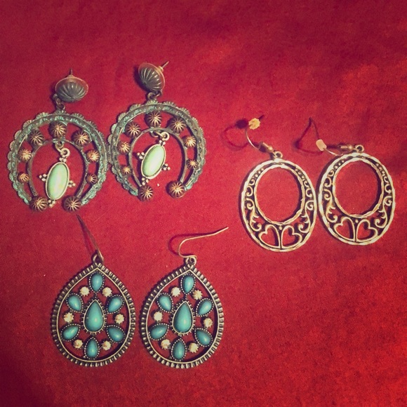 Turquoise Earrings - Picture 1 of 1